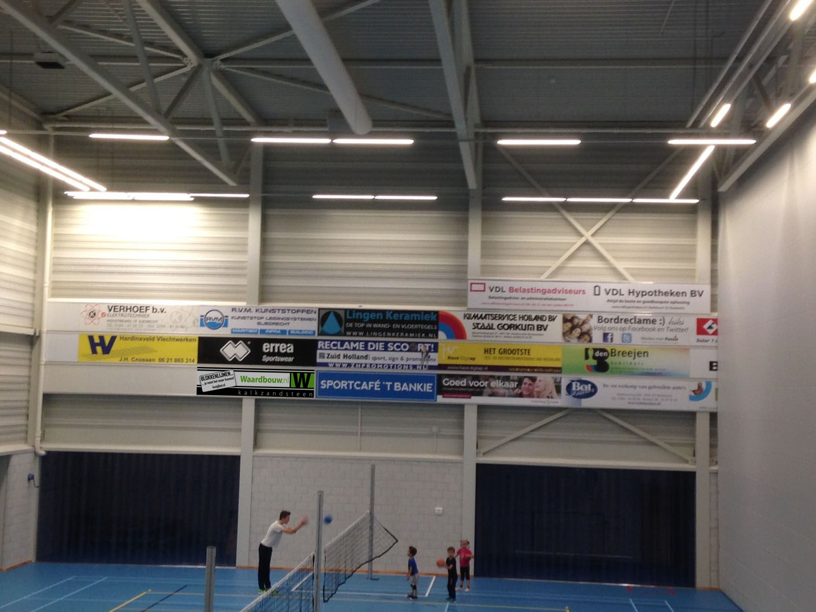 Waardbouw sponsort volleybal Sliedrecht